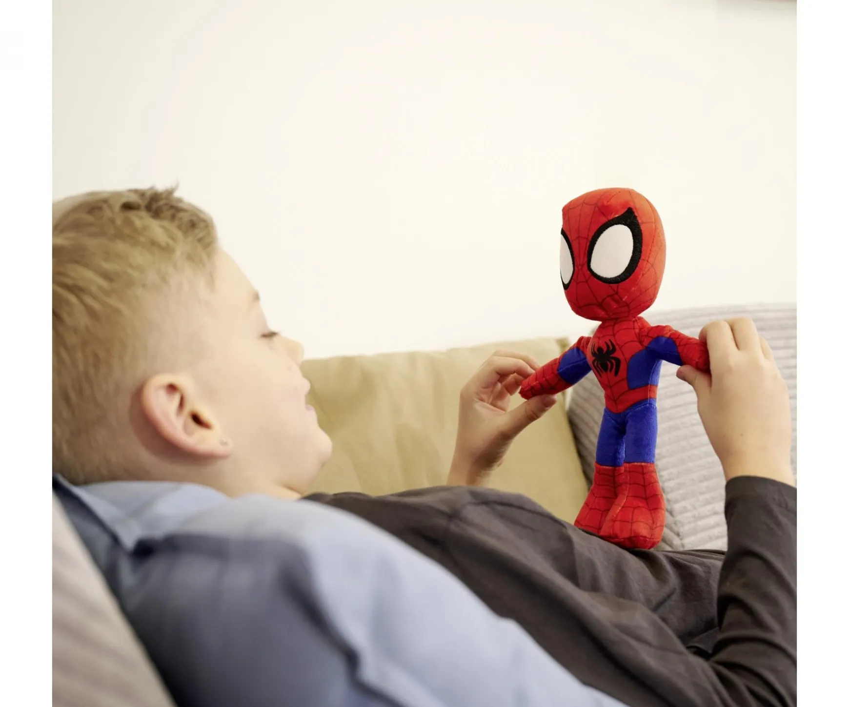 Disney Marvel Spidey, GID 25cm