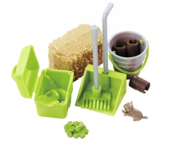 Pferdebox und Waschplatz mit Pferd